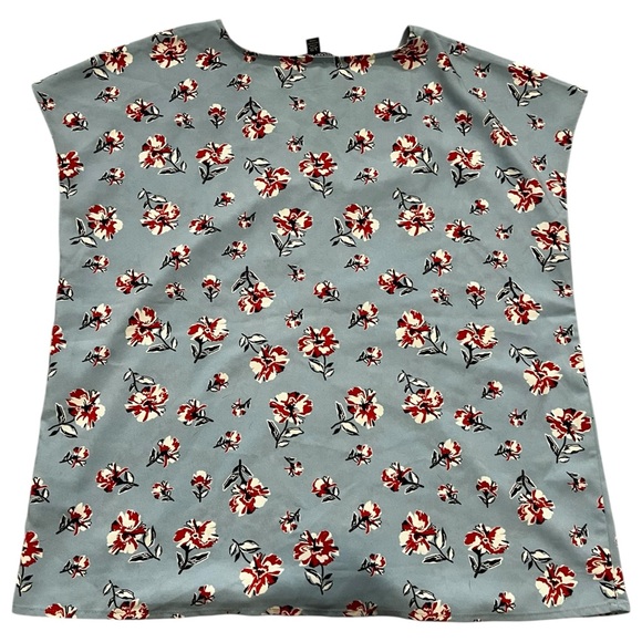 Hilary Radley Light Blue Floral Blouse Like New! L - Picture 3 of 5